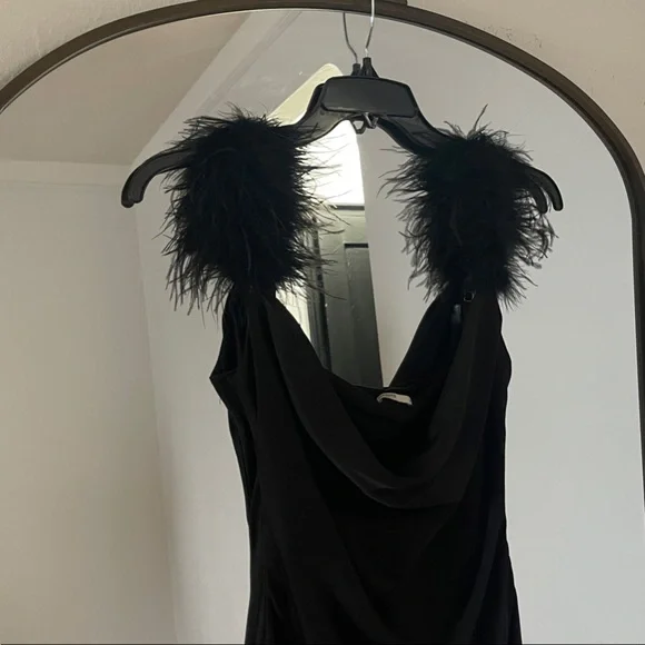 black mid thigh dress Mid-Thigh Boat Neck Dress – MARAME
